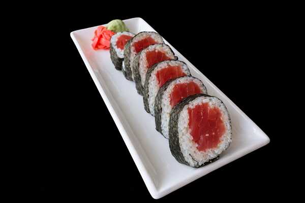 Tuna  Roll