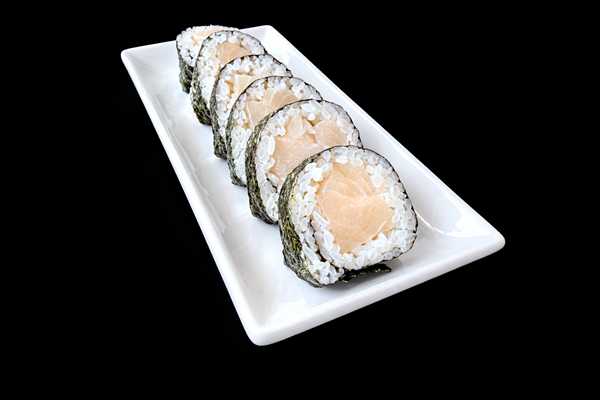 Yellowtail  Roll